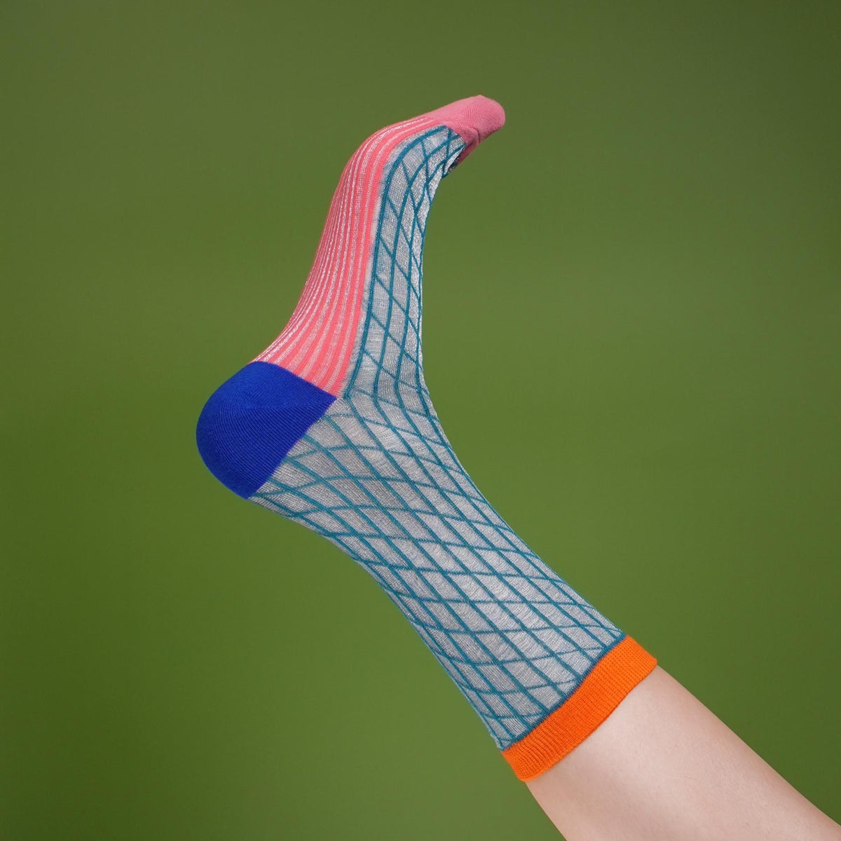 Retro Vibe Mesh Crew Socks