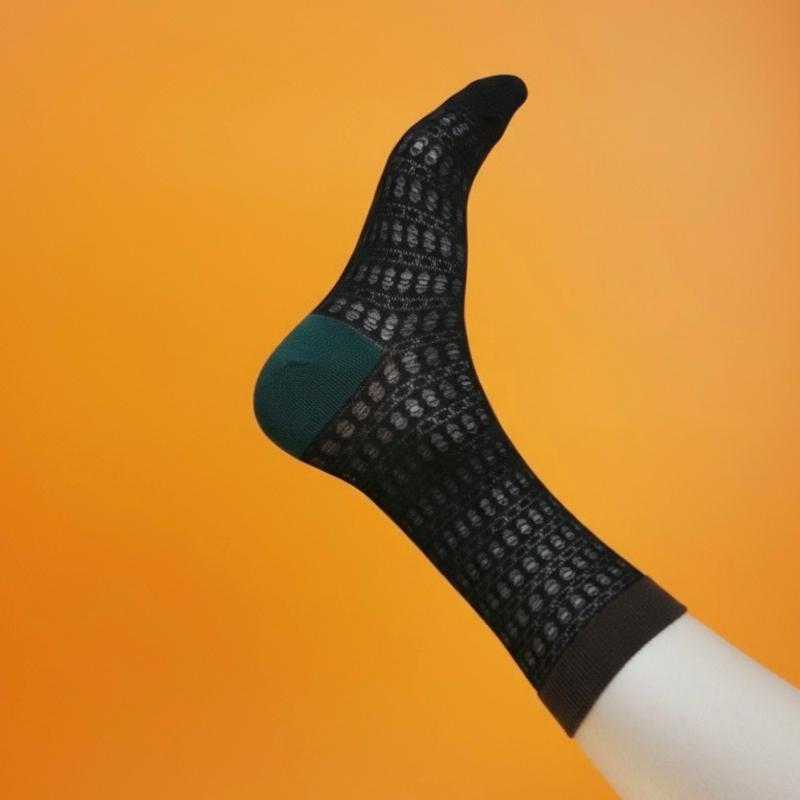 Color Block Mesh Mid-Calf Socks